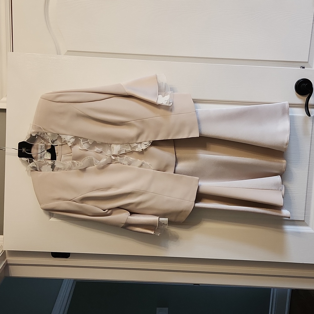 Obsessions Couture beautiful size 10 three piece mother-of-the-bride outfit